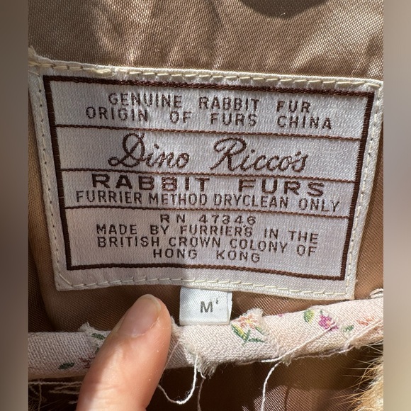 Vintage 1960s Rabbit Fur Coat with Silk Lining Size MD - Picture 8 of 9